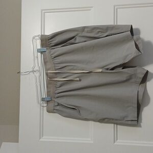 Gymshark Men's Gray Athletic Shorts XL